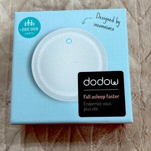 NWOT Dodow Sleep Aid Device